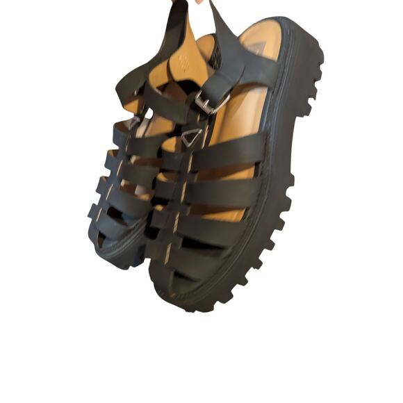 .DV by Dolce Vita Loera Black Faux Leather Chunky Fisherman Sandals Size 9 - Picture 2 of 9